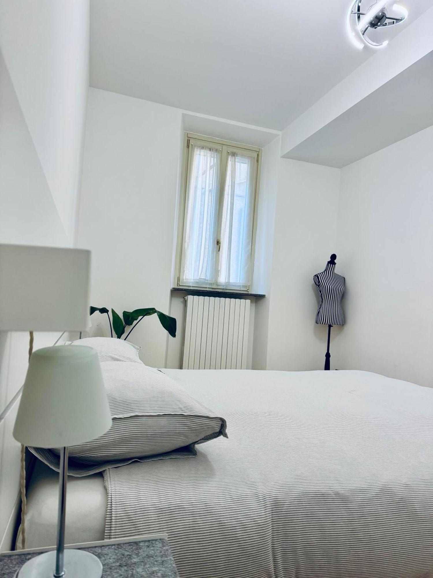 Wanderlust Splendido Appartamento In Centro Pavia Eksteriør billede